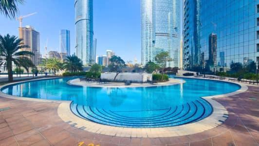 Cozy 1Br In Iconic Tower Apartment Abu Dhabi Exterior foto